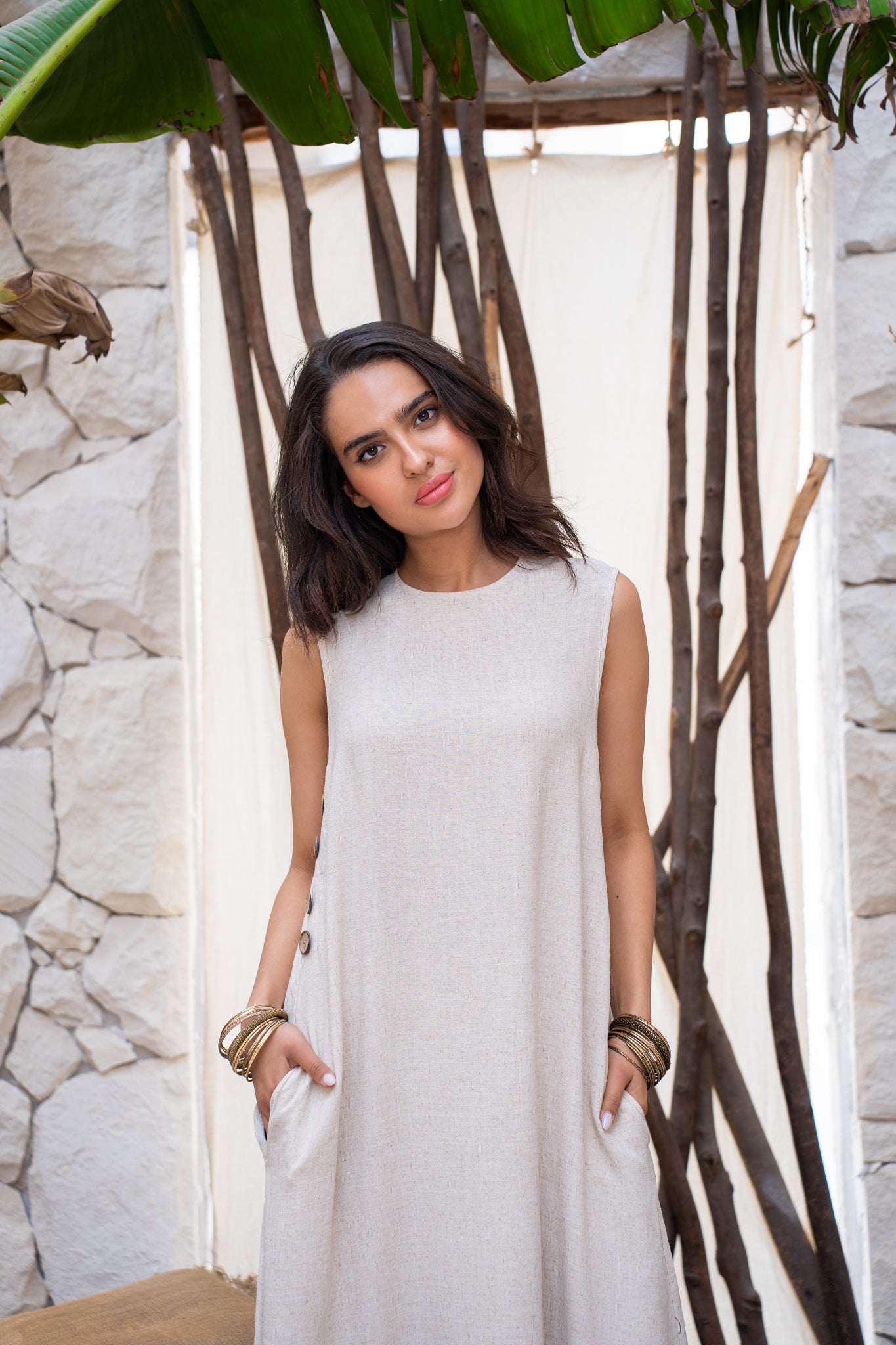 Beige linen dress with wooden buttons