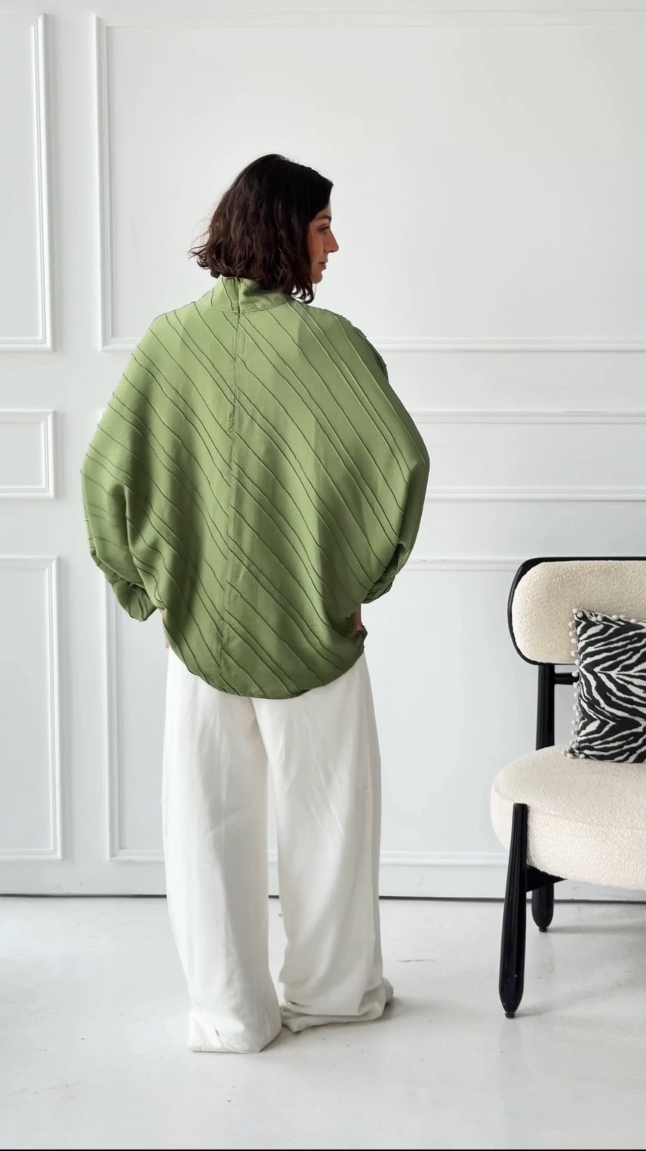 Basic top with Embroidery