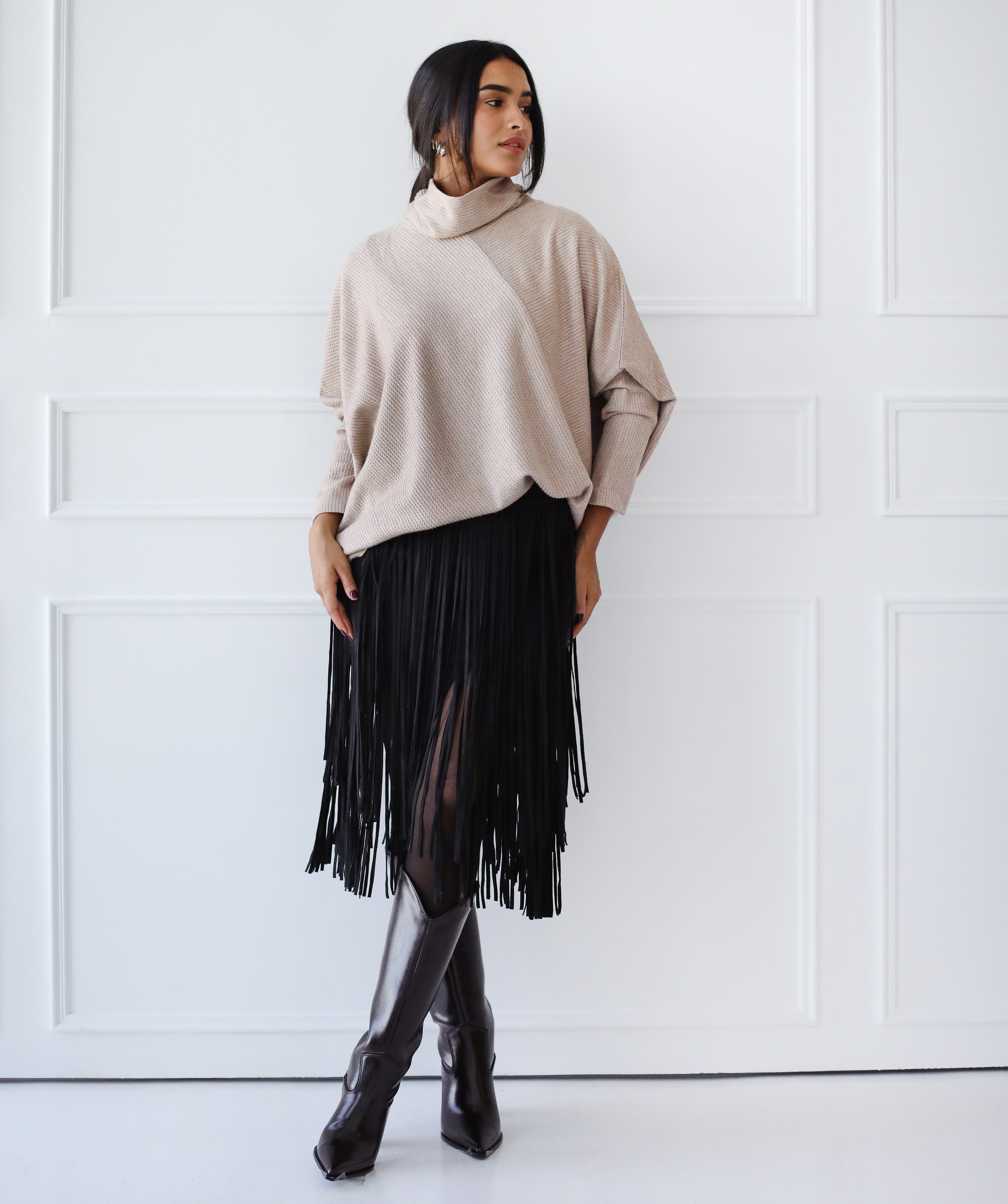 Basic beige pullover