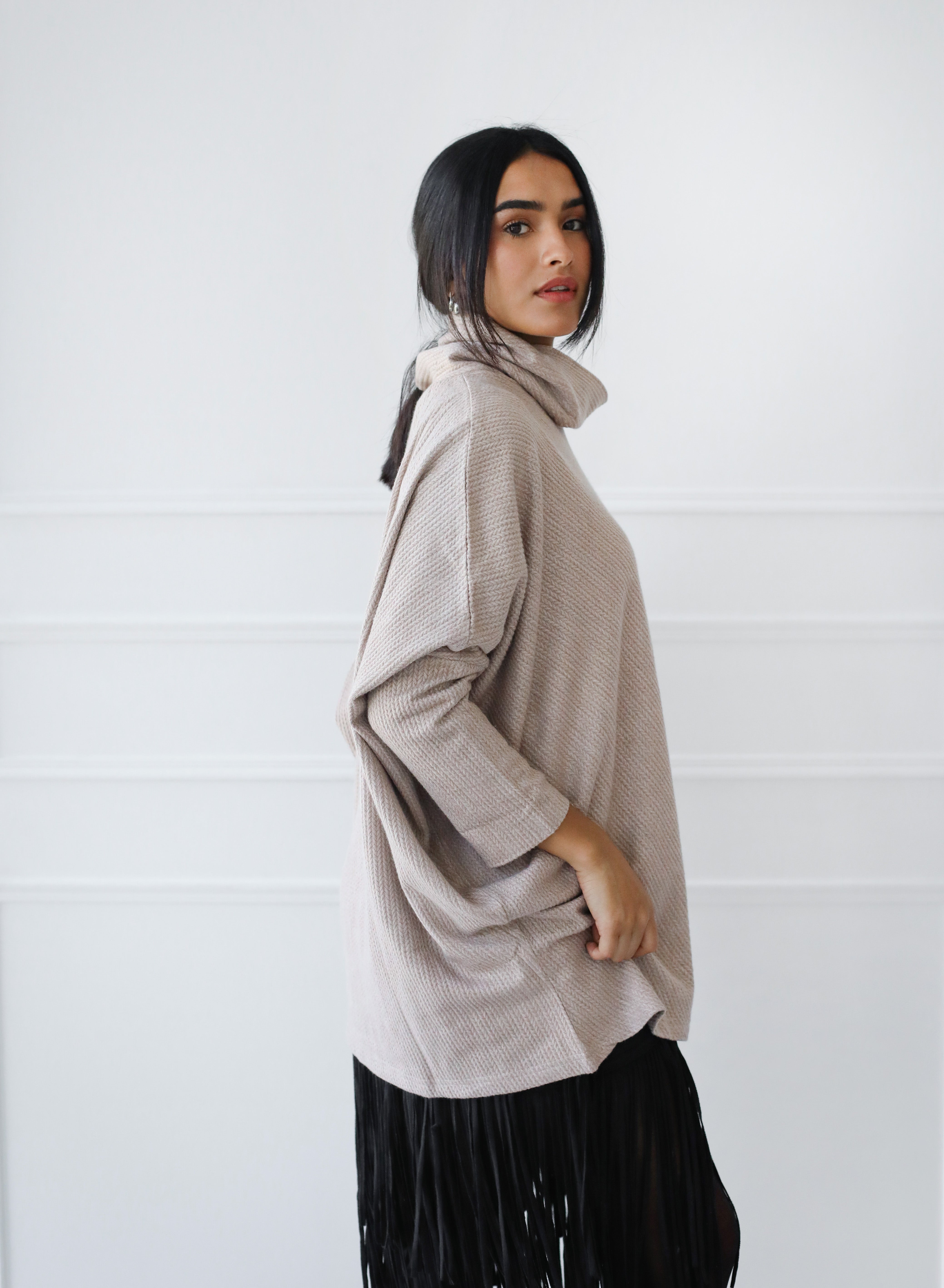 Basic beige pullover