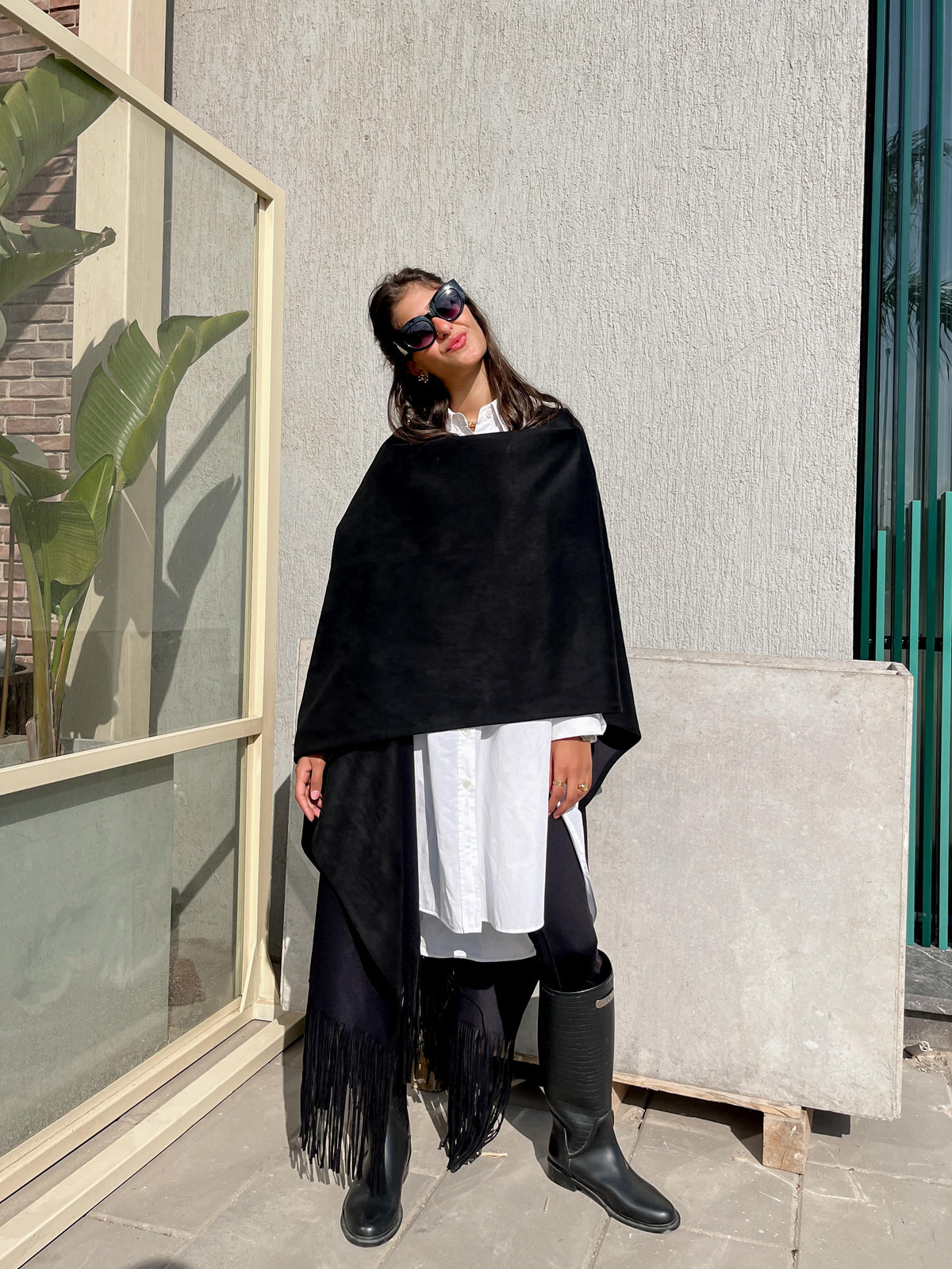Fringes cape