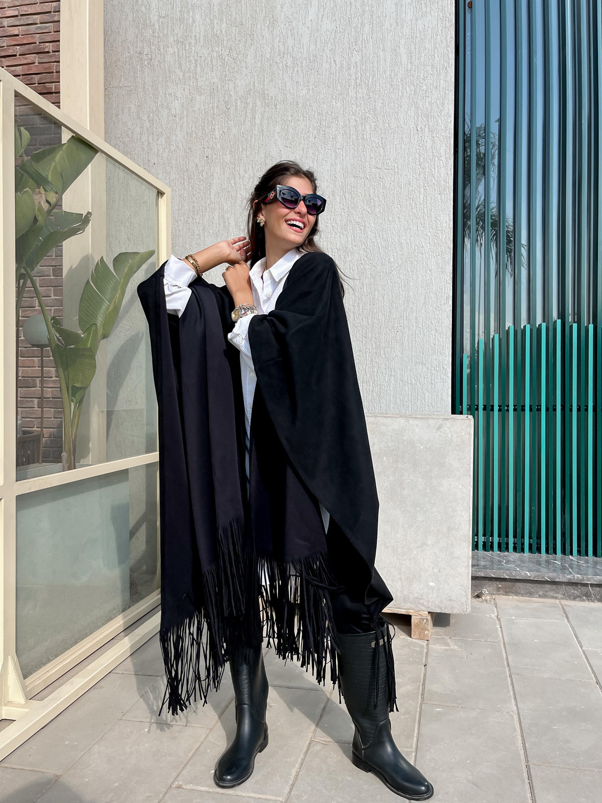 Fringes cape