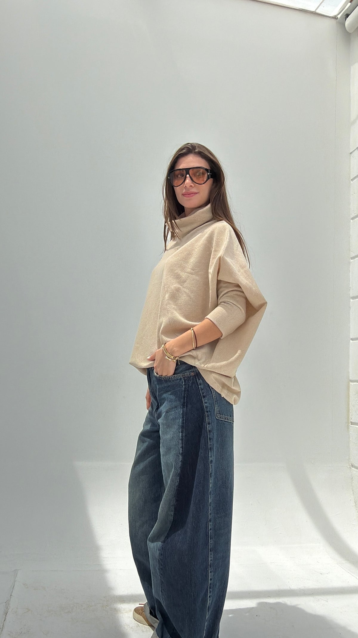Light beige basic pullover