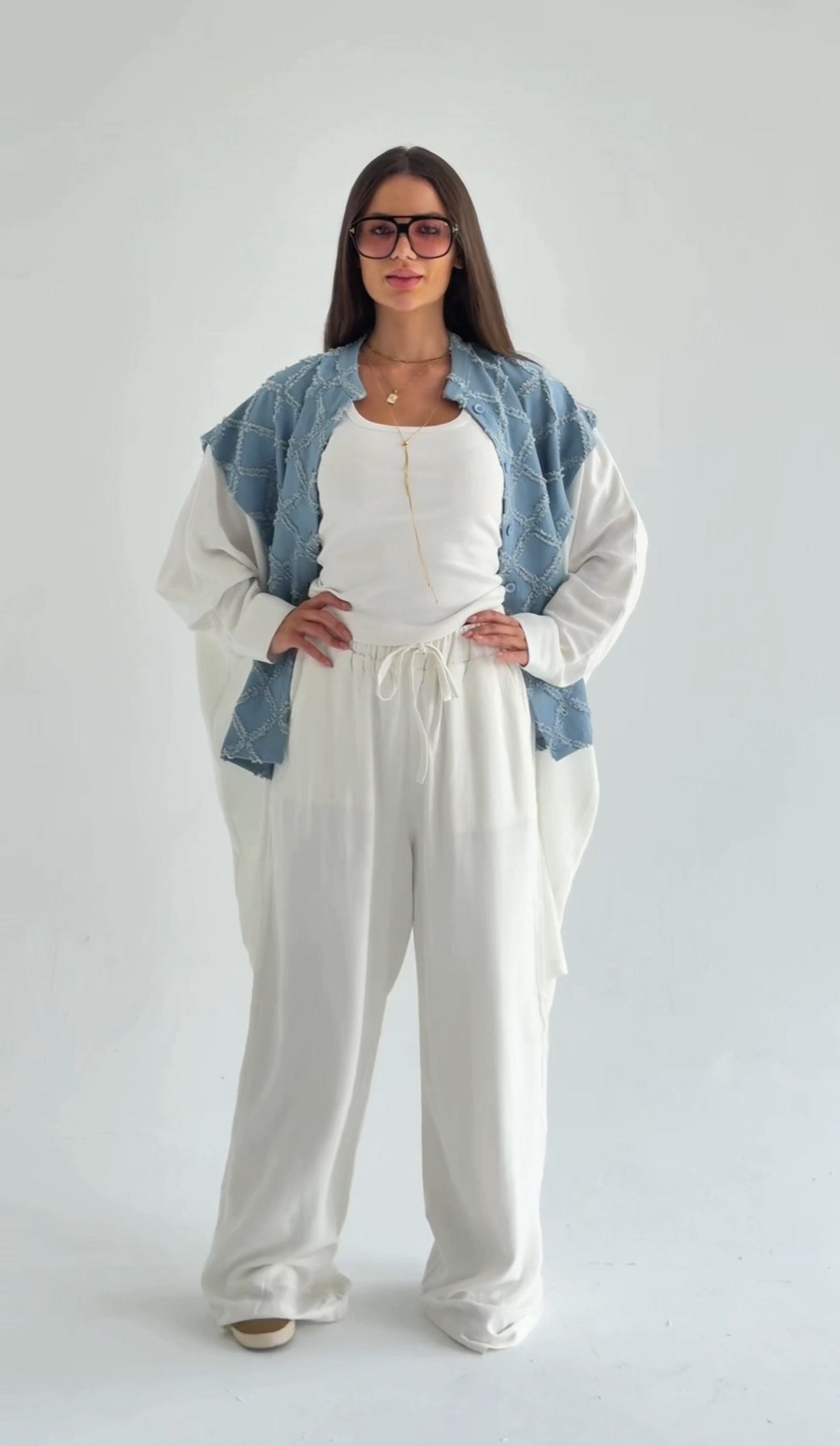 Light denim x linen shirt