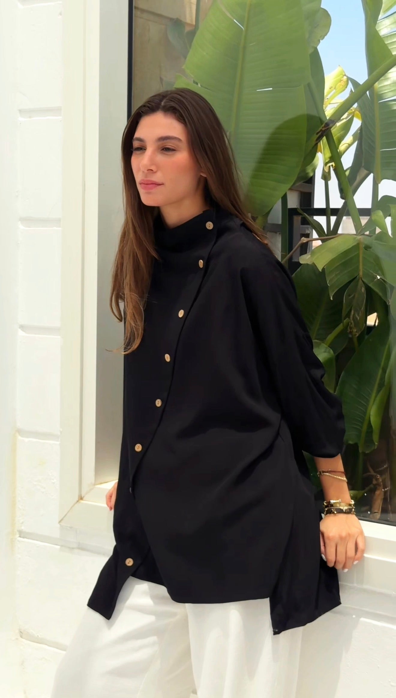 Jasmine asymmetrical top