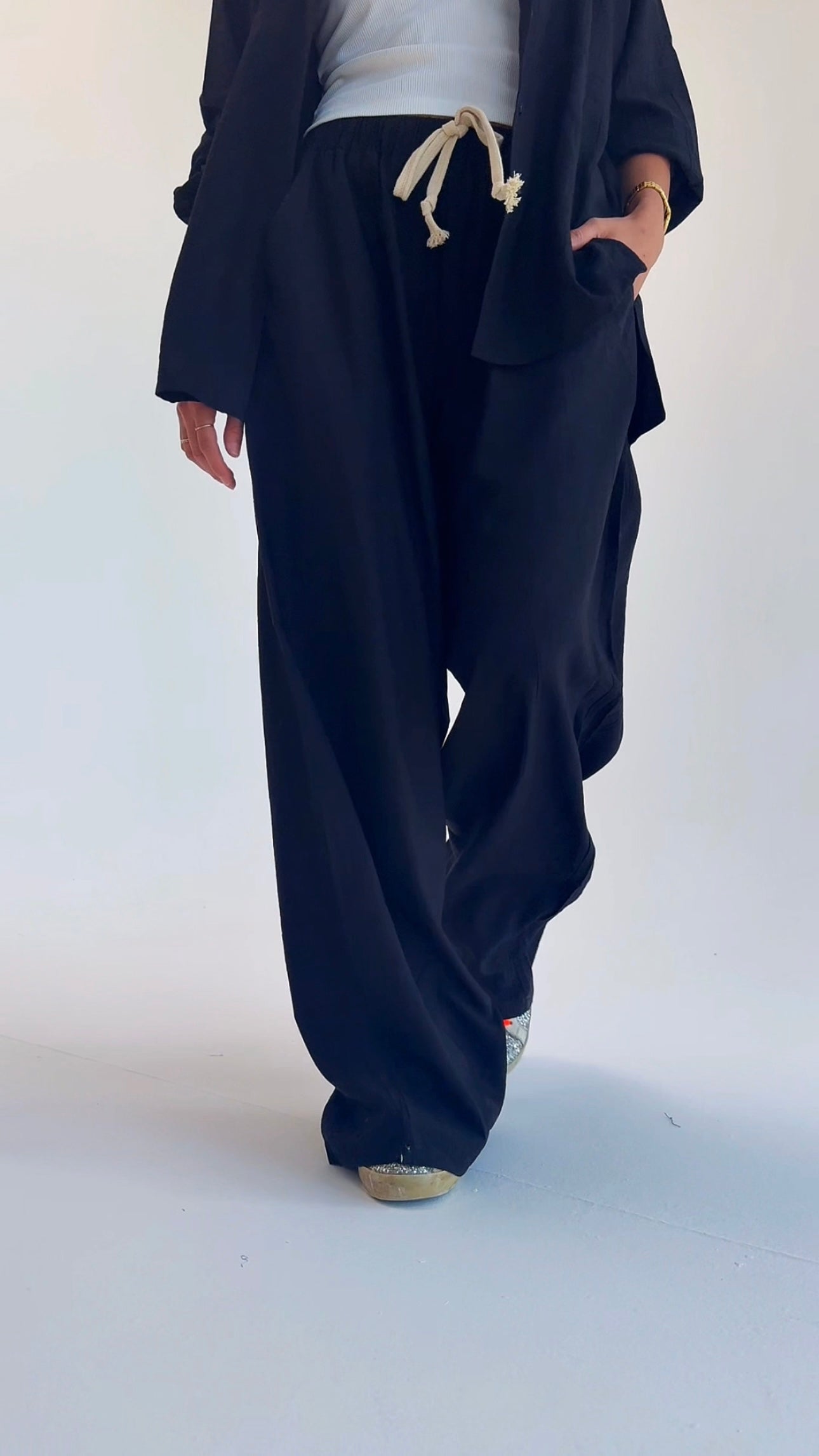 Black set