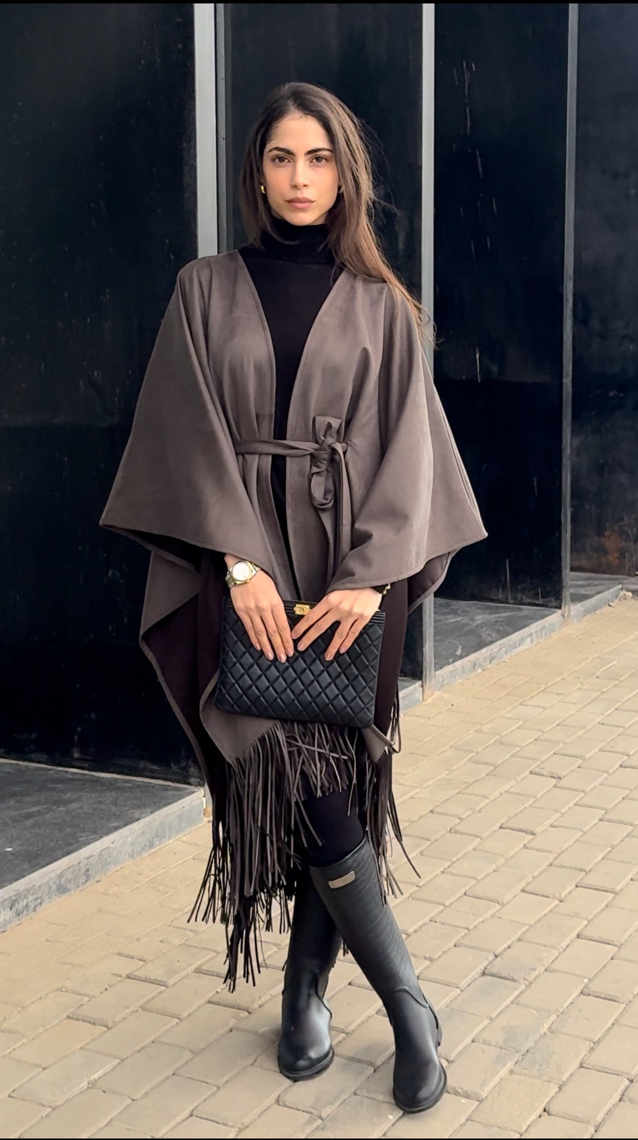 Fringes cape