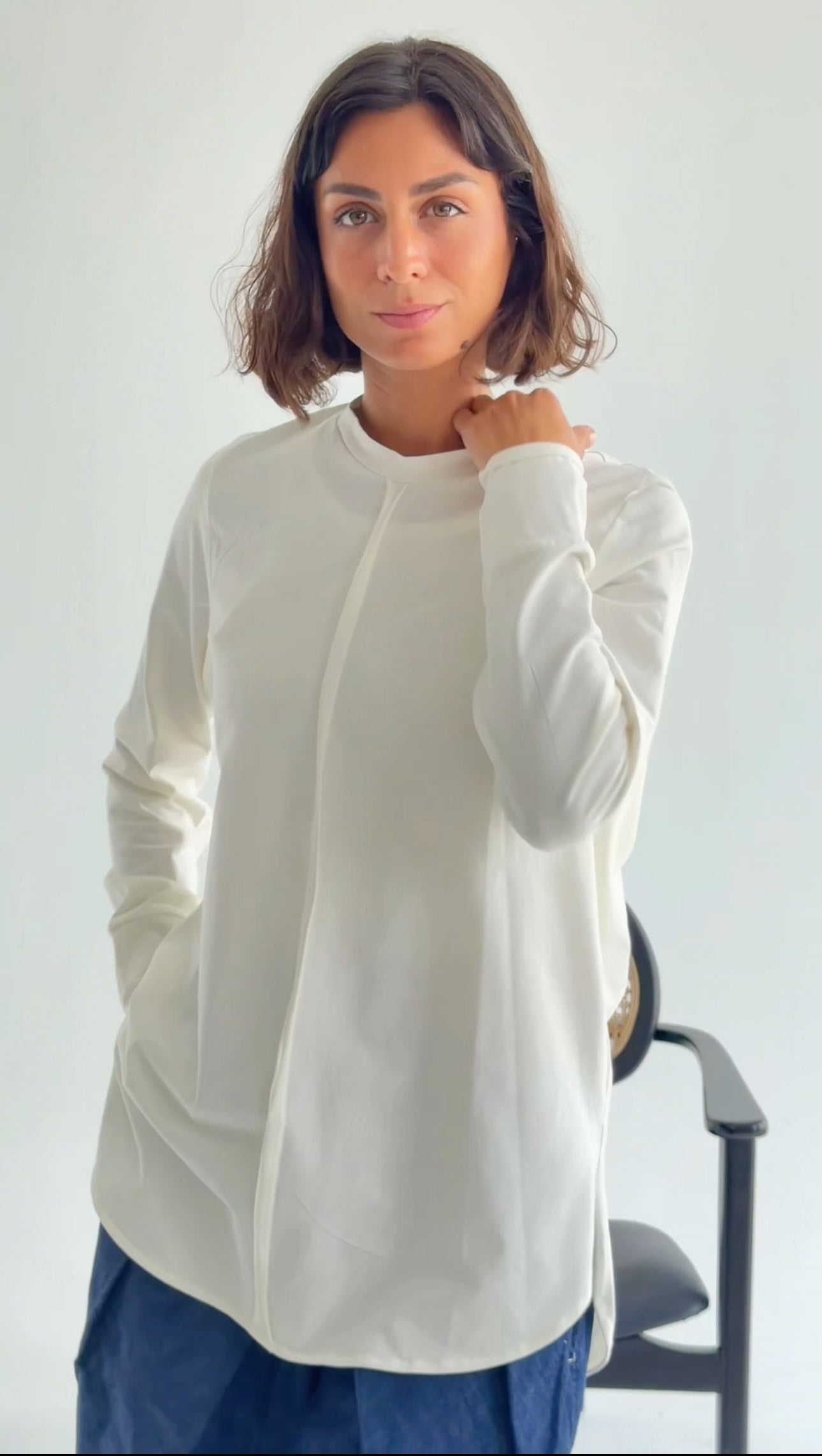 White basic t-shirt