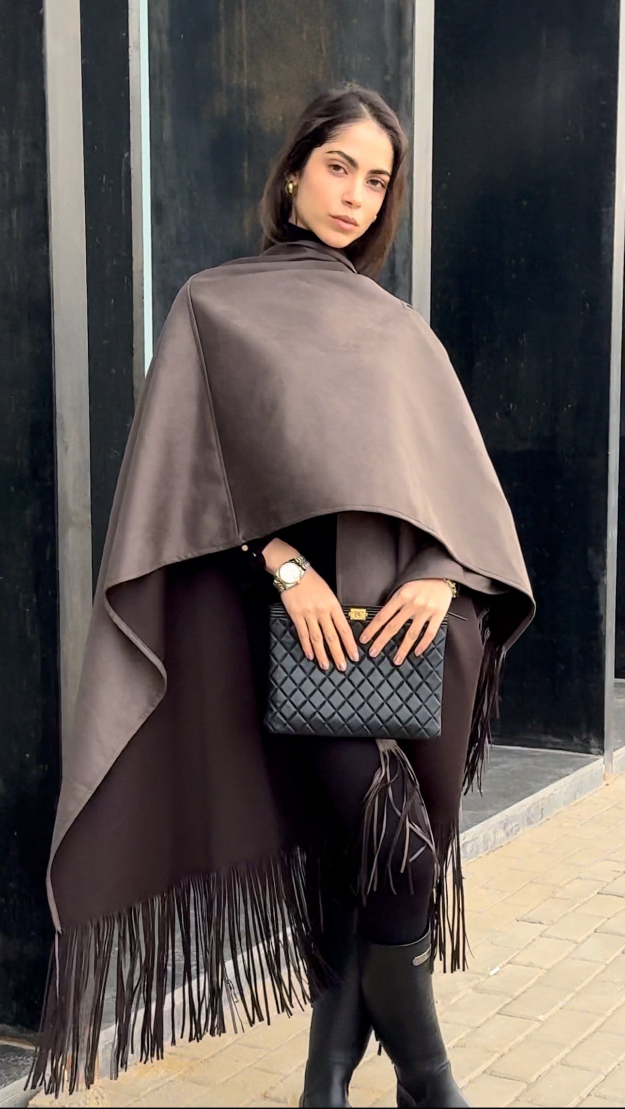 Fringes cape
